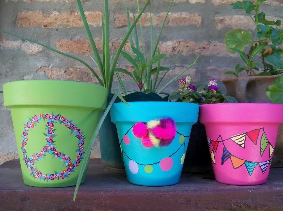 LA GUARIDA DE BAM: Decorar macetas