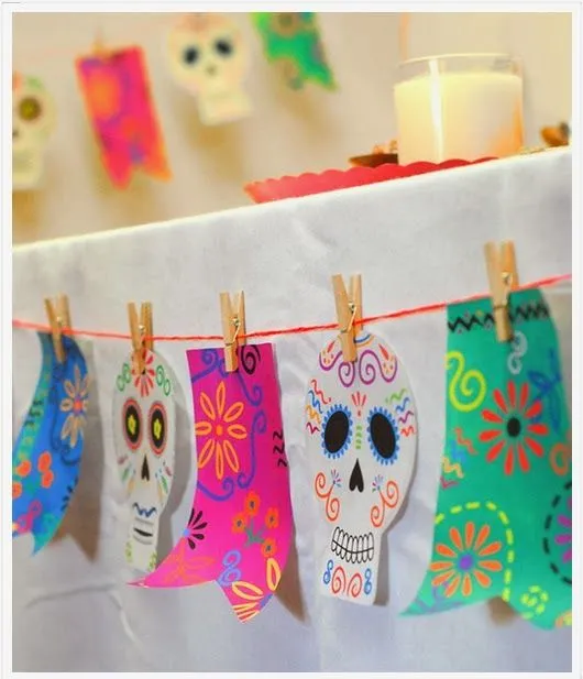 Guirnalda para Altar - Manualidades para Día de Muertos | Un Mundo ... Guirnalda para Altar - Manualidades para Día de Muertos | Un Mundo ...
