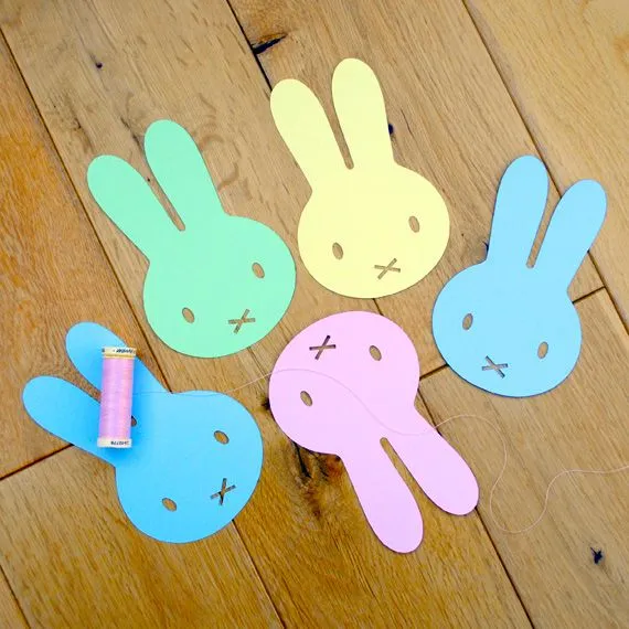 Guirnalda de conejos para decorar tu babyshower | Adornos ...