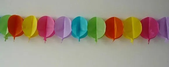 Guirnalda de papel globo-Suministros de fiestas y eventos ... Guirnalda de papel globo-Suministros de fiestas y eventos ...