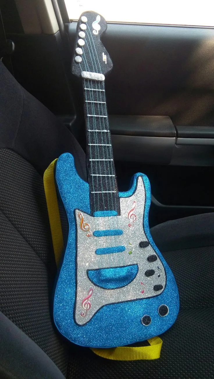 Guitarra de Foamy | Manualidades hechas en casa, Guitarras de carton, Guitarra electrica de carton Guitarra de Foamy | Manualidades hechas en casa, Guitarras de carton, Guitarra electrica de carton