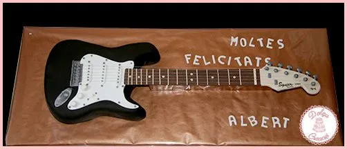 Dolça Creació: Tarta guitarra eléctrica