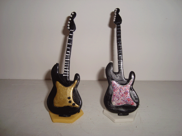Andrea Taylor - Porcelana fria: guitarras