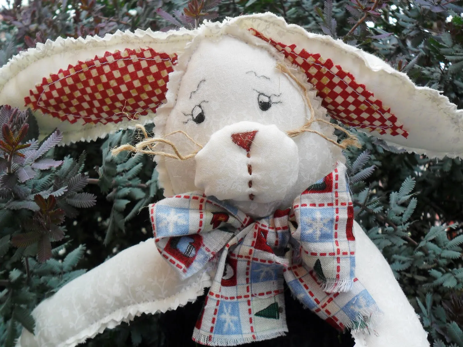 Cómo me gustan los muñecos de trapo, esta vez Tomás, el conejo ... Cómo me gustan los muñecos de trapo, esta vez Tomás, el conejo ...