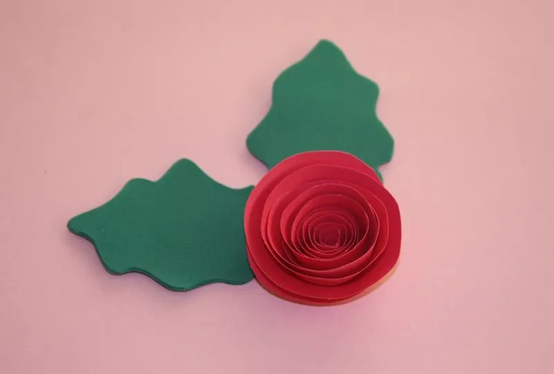 Con mucho gusto: Flores con papel. Tutorial paso a paso Con mucho gusto: Flores con papel. Tutorial paso a paso