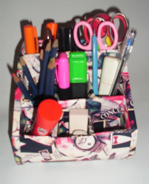 h1>Lapicero o portalapices con divisiones (reciclaje)</h1 ...