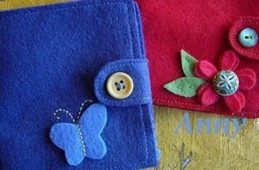 Carpetas adornadas con mariposas - Imagui