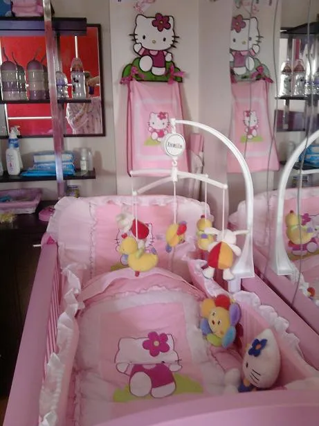 HABITACIONES BEBE: Habitación Hello Kitty (