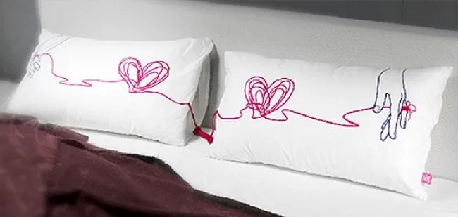 HOY HABLAMOS DE...: Almohadas románticas... HOY HABLAMOS DE...: Almohadas románticas...