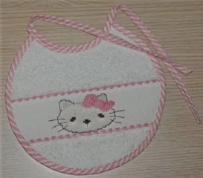 El Hada de Punto de Cruz: HELLO KITTY