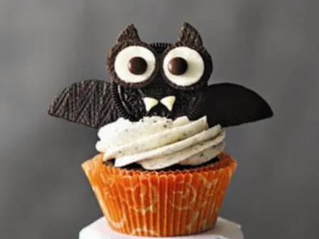 Halloween cupcake how-to - Today's Parent