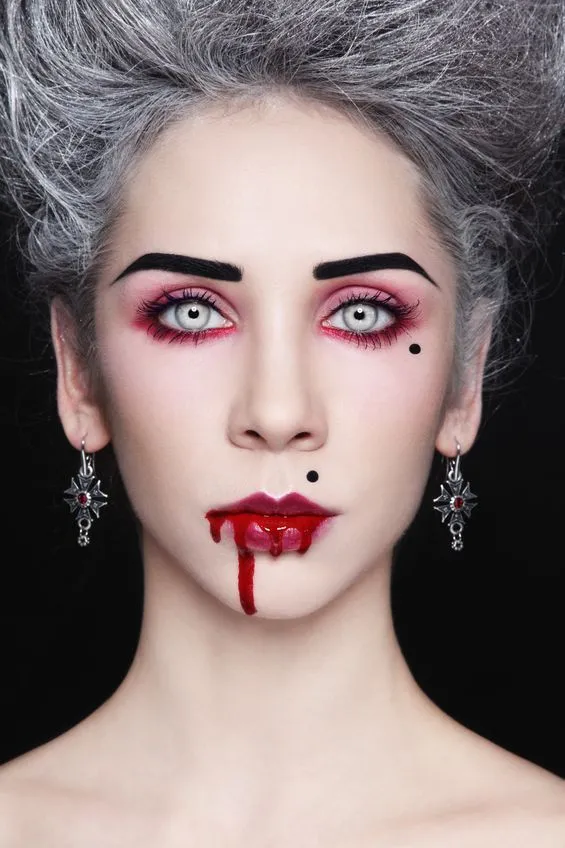 Halloween Vampire Makeup Guide - Trendingdress.com | Trucco per halloween,  Trucco per halloween semplice, Trucco da vampiro