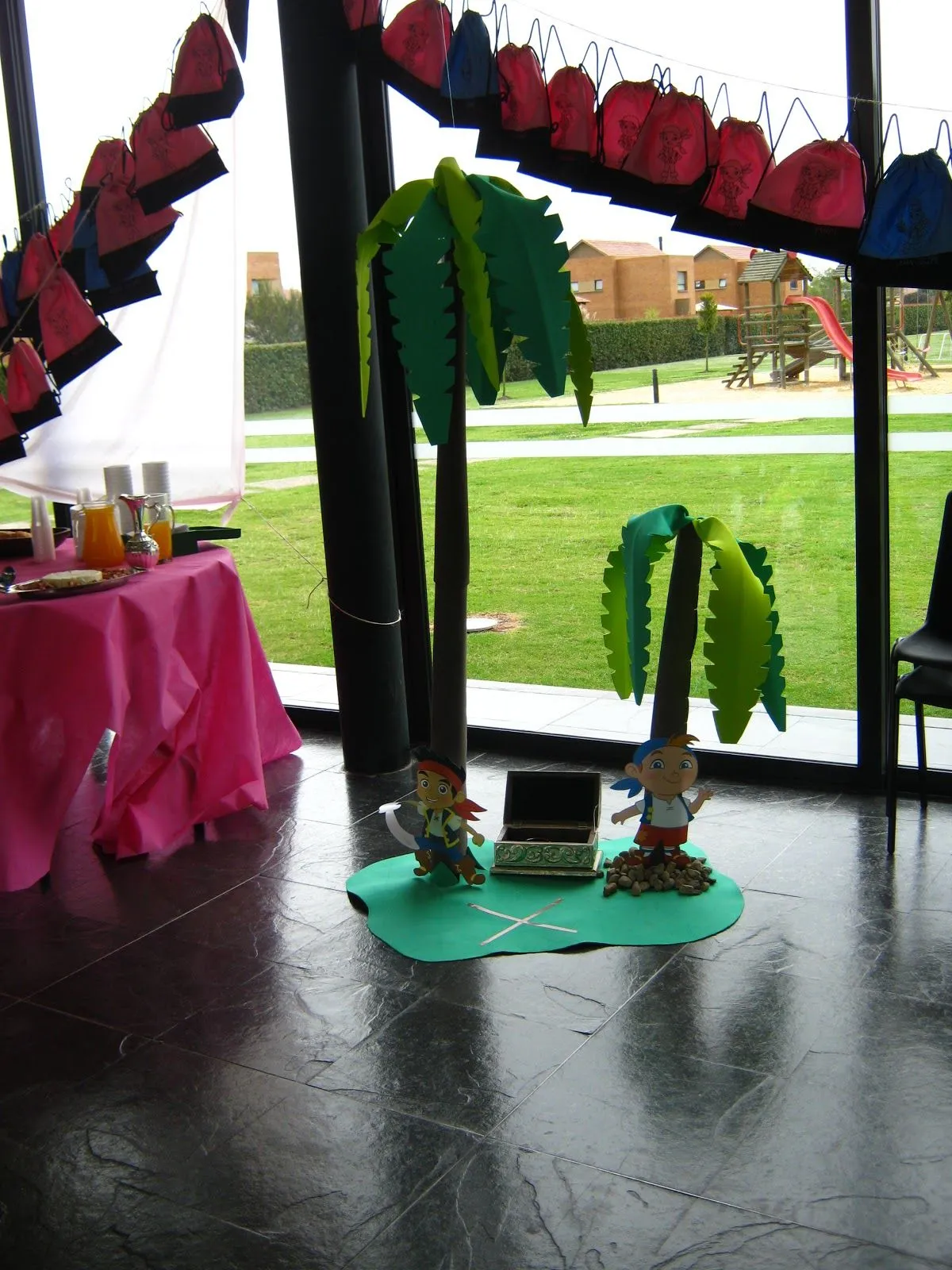 Handy Mom: Decoración, sorpresas y actividades para una fiesta de ... Handy Mom: Decoración, sorpresas y actividades para una fiesta de ...