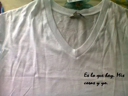 Es lo que hay. Mis cosas y yo.: Como decorar una camiseta con ... Es lo que hay. Mis cosas y yo.: Como decorar una camiseta con ...