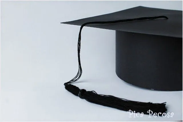 Haz una borla para el birrete de la Graduación | Pica Pecosa Haz una borla para el birrete de la Graduación | Pica Pecosa