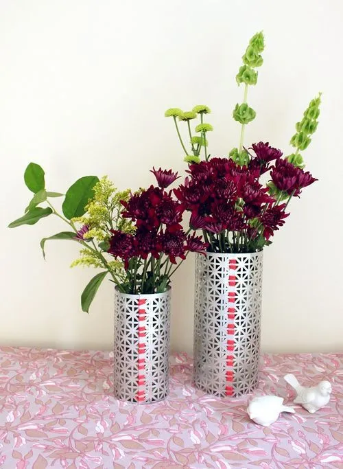 Haz tus propios floreros metálicos - Guía de MANUALIDADES Haz tus propios floreros metálicos - Guía de MANUALIDADES