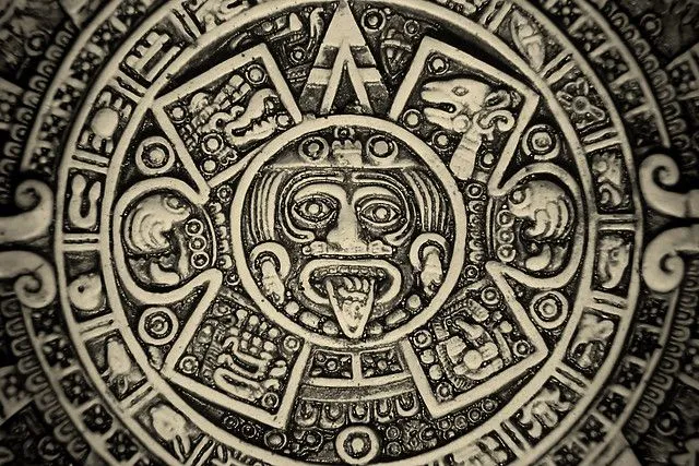 Calendario azteca HD - Imagui