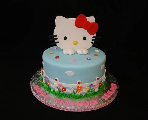 Hello Kitty Cakes | bigFATcook