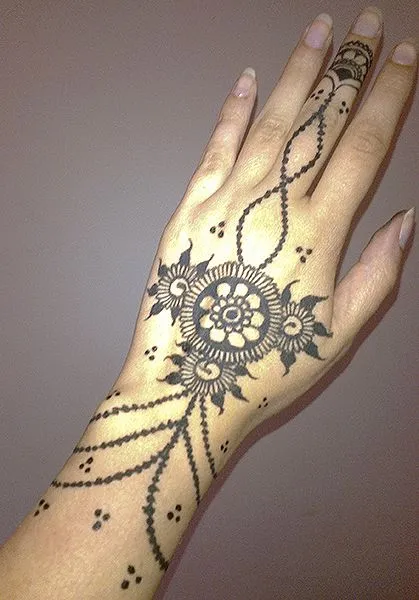 Desde henna hasta lagarta | Kami Bodypainting