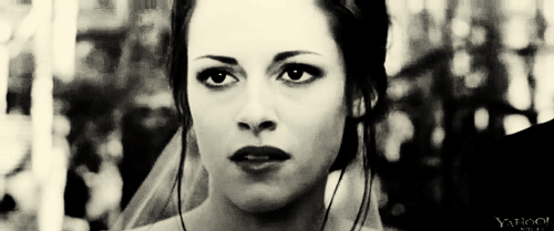 Las Hermanas Robsten ♥: Gifs del trailer de Breaking Dawn Las Hermanas Robsten ♥: Gifs del trailer de Breaking Dawn