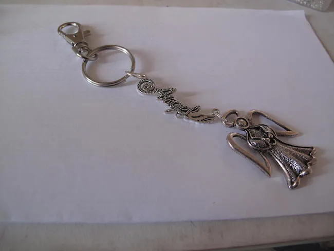 Hermoso Llavero Angelical | Angeles Manualidades