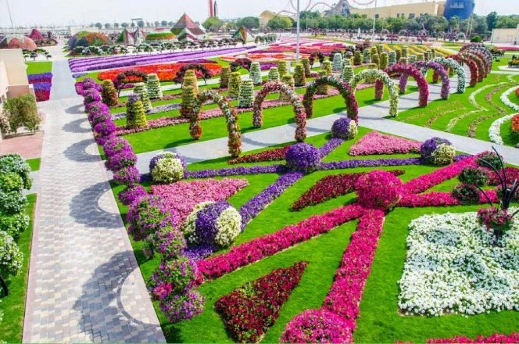 Hermosos Jardines "Milagro Garden" en Dubai | Ser ecológico es ...