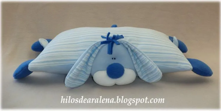 Hilos de Aralena: Almohada infantil con muñeco. | Tudo para bebês ... Hilos de Aralena: Almohada infantil con muñeco. | Tudo para bebês ...