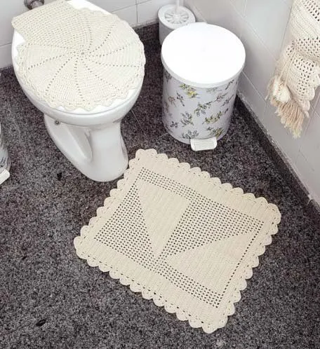 Entre Hilos y Puntadas: Juegos de baño tejidos Entre Hilos y Puntadas: Juegos de baño tejidos