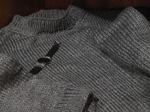 Entre Hilos y Puntadas: Sueter talla 34-36 para este Invierno :)
