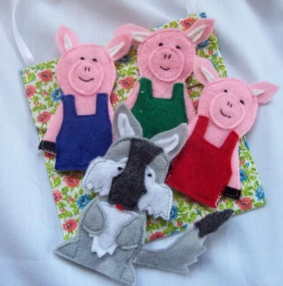 La historia de los tres cochinitos conjunto por Barbarashandcrafts La historia de los tres cochinitos conjunto por Barbarashandcrafts