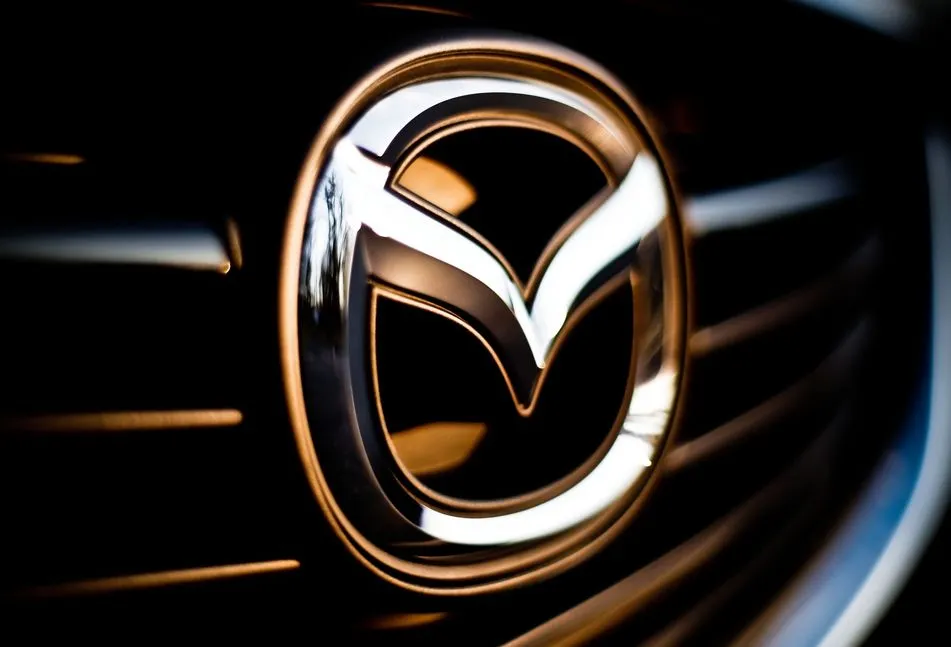 Historia de los logotipos V: Japón | SoyMotor.com Historia de los logotipos V: Japón | SoyMotor.com