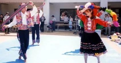 Historia del Perú: 5. Los Incas (quechua: Los Inkas) Historia del Perú: 5. Los Incas (quechua: Los Inkas)