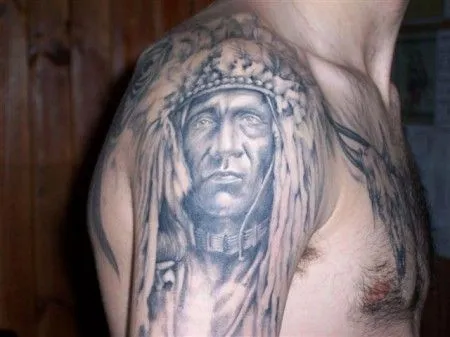 H.M.: Tatuajes de motos