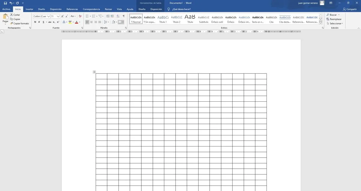 Cómo hacer una hoja cuadriculada en Word