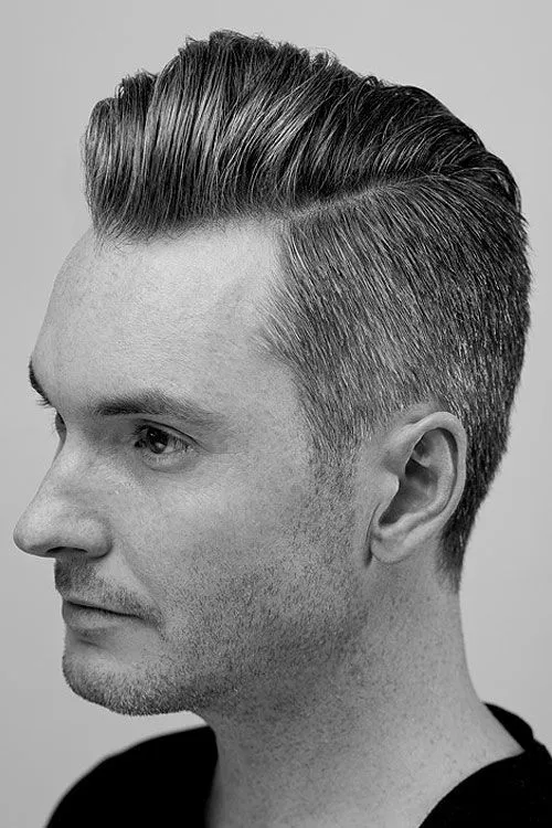 HOMBRE ACTUAL, la barbería del siglo XXI con cortes de pelo ... HOMBRE ACTUAL, la barbería del siglo XXI con cortes de pelo ...