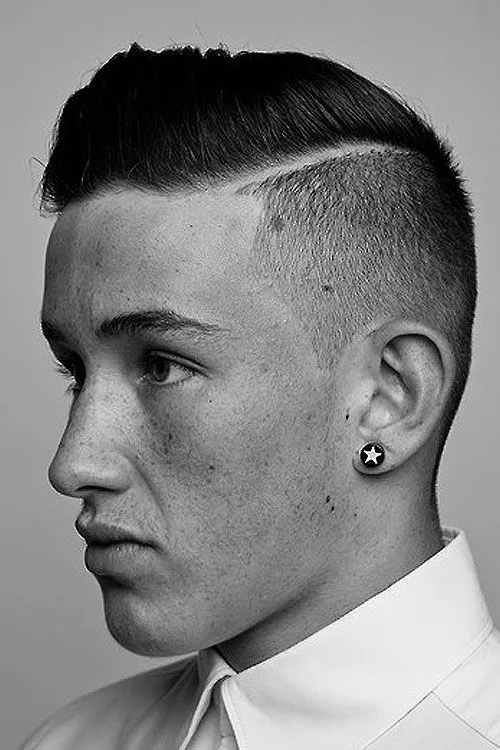 HOMBRE ACTUAL, la barbería del siglo XXI con cortes de pelo ... HOMBRE ACTUAL, la barbería del siglo XXI con cortes de pelo ...