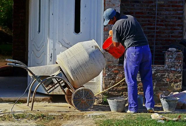 Imagenes de un hombre trabajando - Imagui