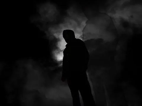 LOS HOMBRES SOMBRA. EXISTEN ? - Siguenos en: @ mparalelos LOS HOMBRES SOMBRA. EXISTEN ? - Siguenos en: @ mparalelos