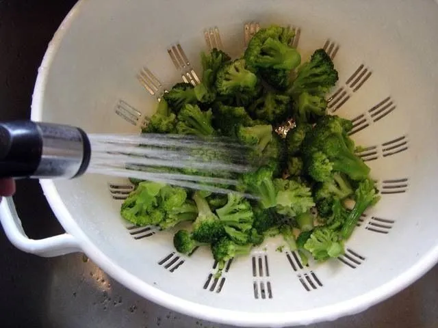 YA ERA HORA .....: ¿Cómo hay que lavar las verduras? YA ERA HORA .....: ¿Cómo hay que lavar las verduras?
