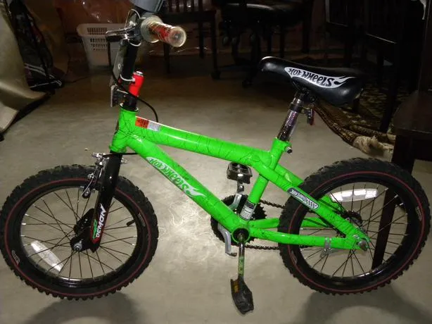 Hot Whlees bicycle. East Regina, Regina