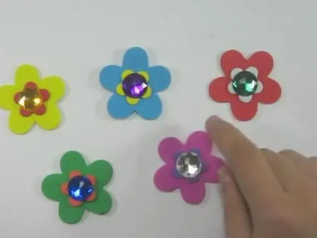 How to Make Layered Foami Flowers | PopScreen
