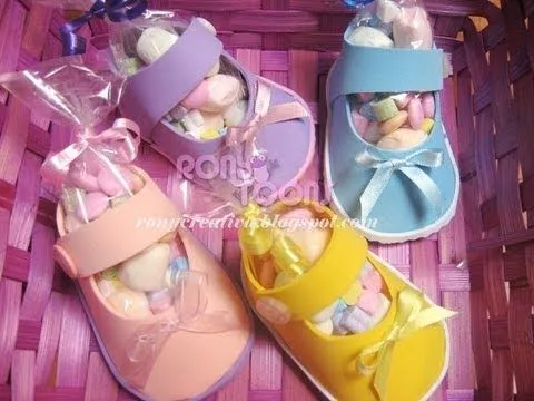 ZAPATITOS DULCEROS DE FOMI PARA NIÑA / BABYSHOWER CANDY SHOE - YouTube