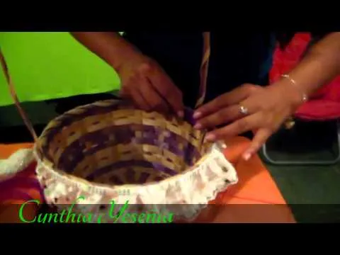 Como Decorar Una Canasta Para Petalos De Boda - YouTube Como Decorar Una Canasta Para Petalos De Boda - YouTube