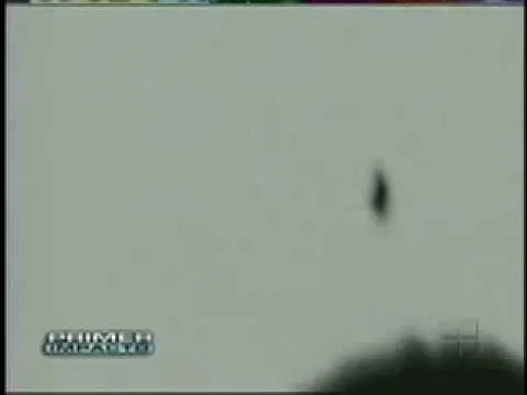 Aterrador video: graban a supuesta "bruja" volando | Fenómenos ... Aterrador video: graban a supuesta "bruja" volando | Fenómenos ...