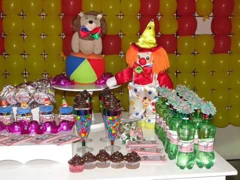 http://digitalsimples.blogspot.com.br/2014/07/kit-de-personalizados-tema-circo-para.html http://digitalsimples.blogspot.com.br/2014/07/kit-de-personalizados-tema-circo-para.html