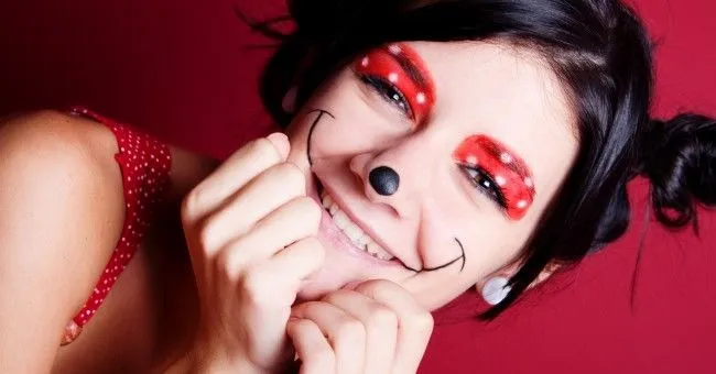 http://maquillajenocheydia.com/maquillaje-de-minnie/ Apuesta por ... http://maquillajenocheydia.com/maquillaje-de-minnie/ Apuesta por ...