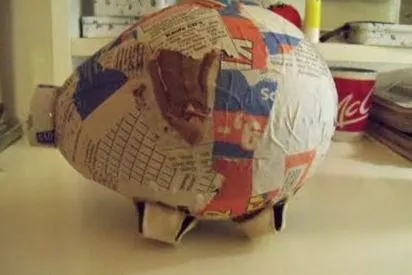 Hacer Hucha Papel Mache | Manualidades InfantilesManualidades ... Hacer Hucha Papel Mache | Manualidades InfantilesManualidades ...