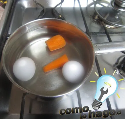 Cómo Lo Hago | Cómo hacer huevitos pollitos