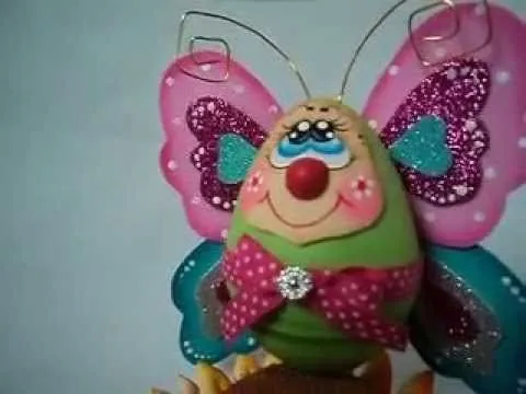 huevo de PASCUA MARIPOSA en goma eva - YouTube