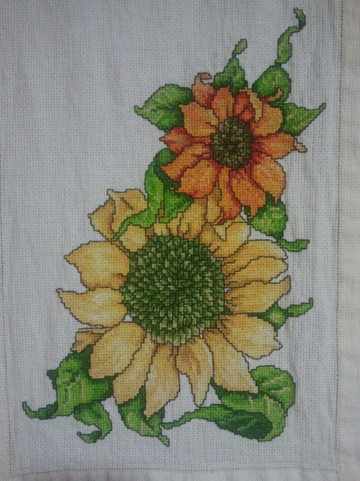Ideas Creativas Alyss *: Cortinas con Girasoles en Punto de Cruz Ideas Creativas Alyss *: Cortinas con Girasoles en Punto de Cruz